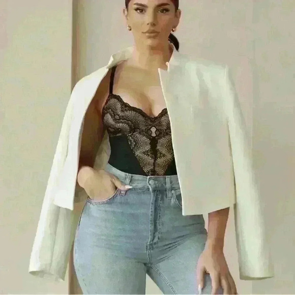 Pinsy | Sculpting Lace Shapesuit Black Size Medium NWT - Picture 3 of 4